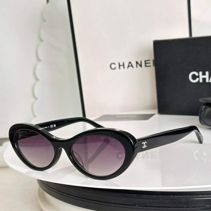 Picture of Chanel Sunglasses _SKUfw79480341fw